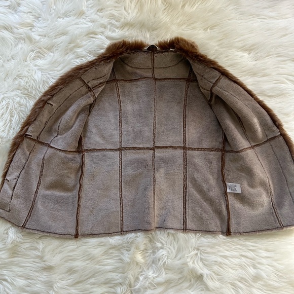 Orvis Faux Fur & Suede Vest - Picture 6 of 9